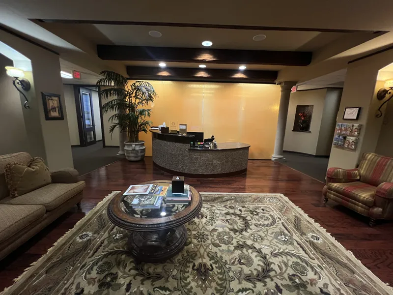 reception and waiting area inside Bellaire Facial, Oral & Dental Implant Surgery